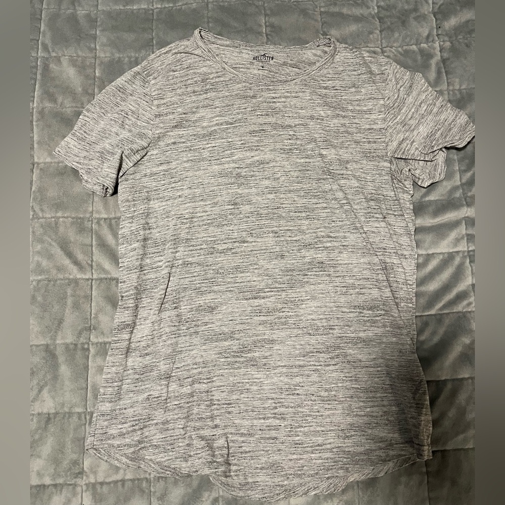 Hollister Grey T Shirt